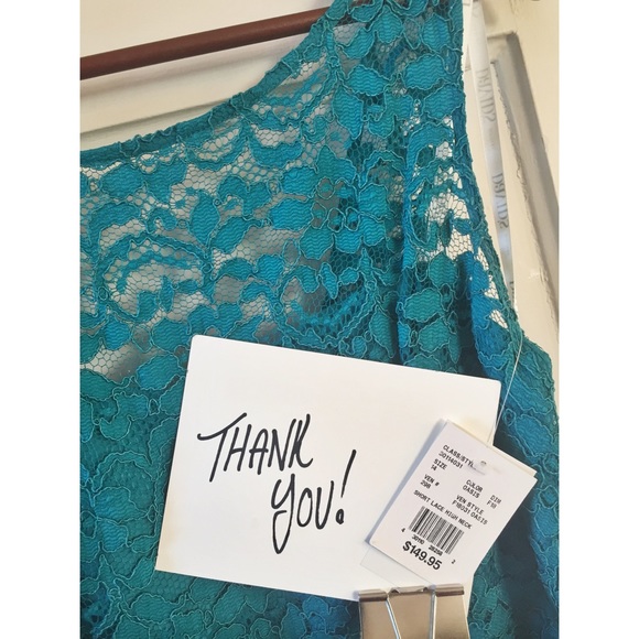 Short lace bridesmaids dress - David’s bridal - Picture 3 of 5